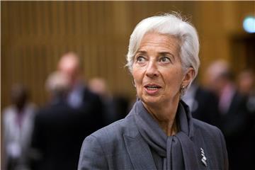 Lagarde: potpuna besmislica da MMF gura Grčku u bankrot