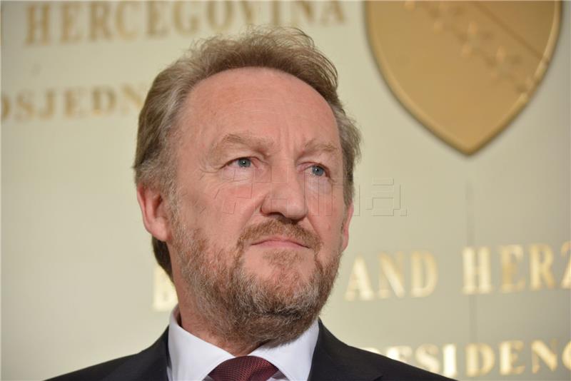 Izetbegovic: Croats must have equal rights, but at some gov't levels they are privileged