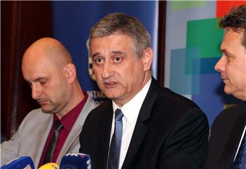 Karamarko: Hrvatska neće blokirati ulazak Srbije u EU