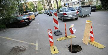 U Zagrebu otvorena još jedna rupa na cesti na Srednjacima