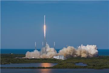 USA SPACEX ROCKET LAUNCH