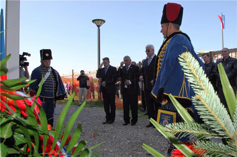 U Vojniću i Karlovcu sjećanje na logoraše 