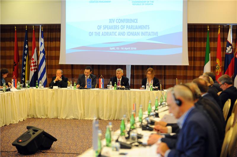 Adriatic-Ionian Initiative: Opening of new migrant route must be prevented