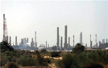 FILE SAUDI ARABIA FIRE PETROCHEMICAL PLANT