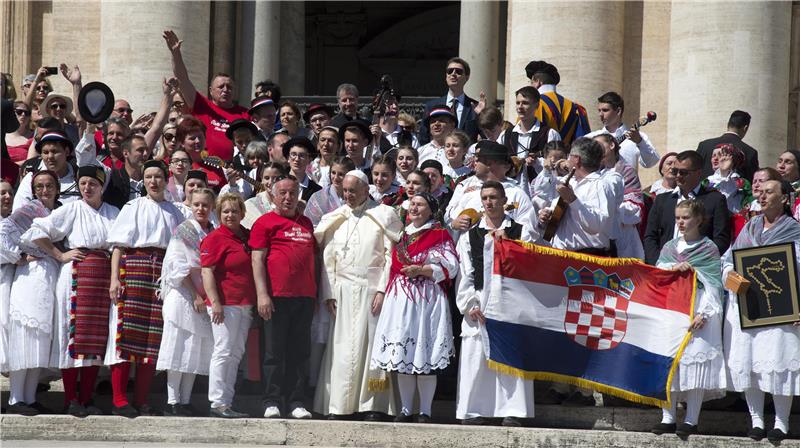 Papa Franjo o Černobilu i o "zaboravljenom sukobu" u Ukrajini