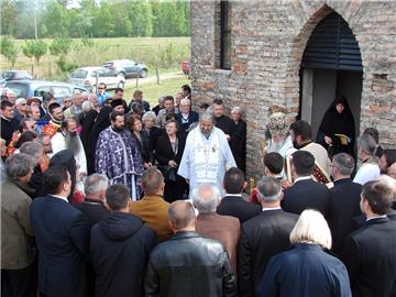 Mitropolit zagrebačko-ljubljanski Porfirije služio liturgiju i pomen za žrtve Jasenovca