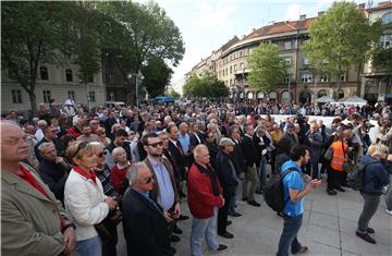 Skup "Jasenovac na Trgu žrtava fašizma"