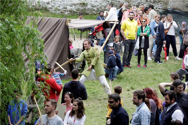  Zagrebački park Ribnjak ugostio ZmaJurjevo