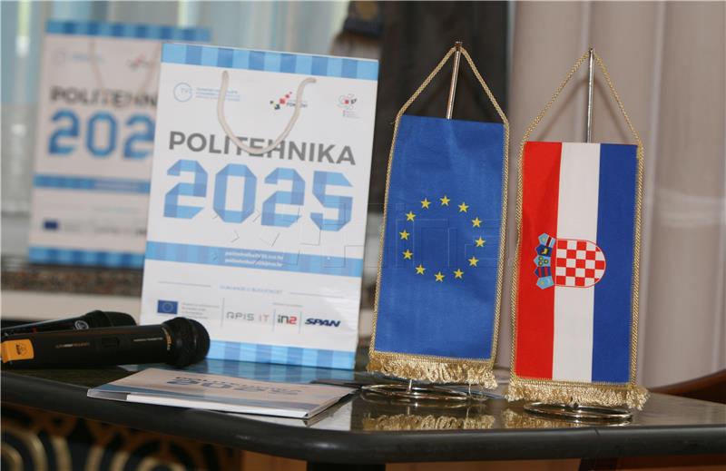 Konferencija za novinare članova projektnog tima "Politehnika 2025"