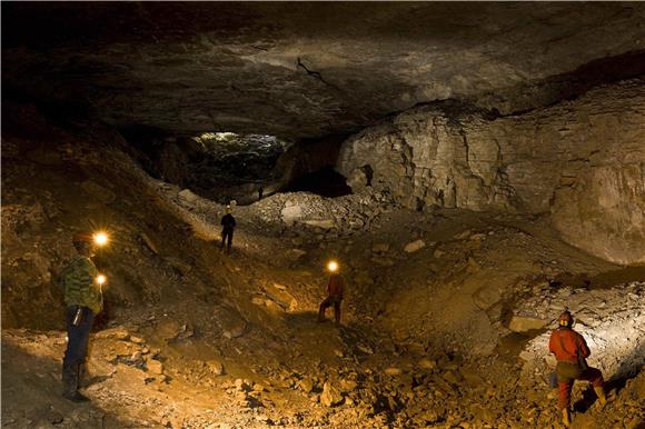 Novi divovski crtež na tlu otkriven u peruanskoj pustinji Nazca