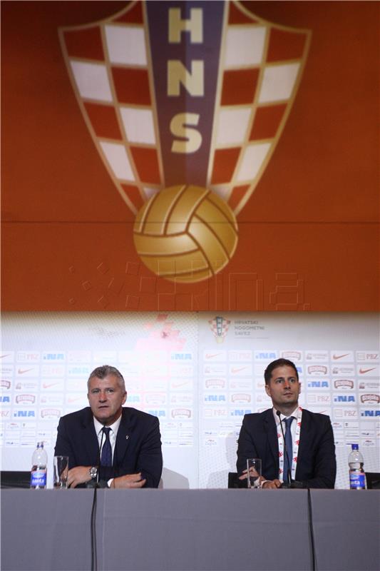  Konferencija za medije predsjednika HNS-a Šukera nakon održane skupštine Saveza