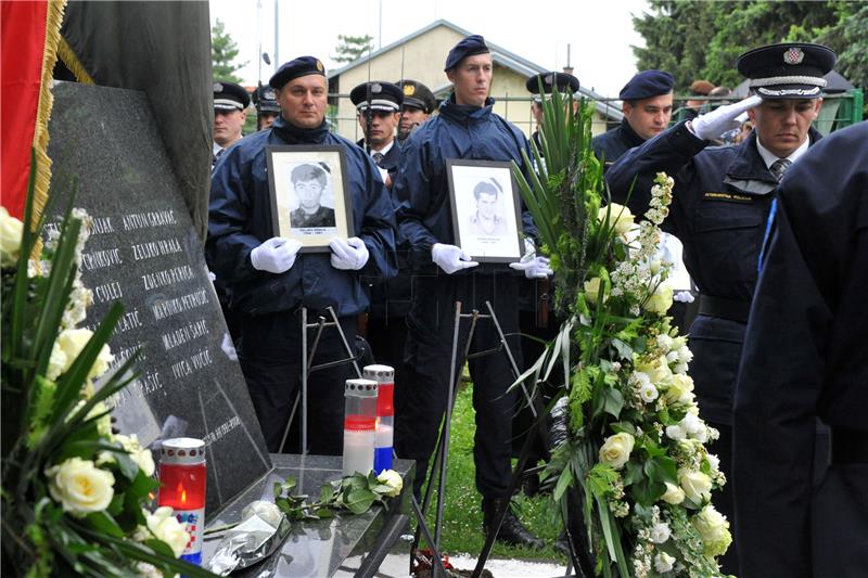 25 godina od mučkog ubojstva 12 redarstvenika u Borovu