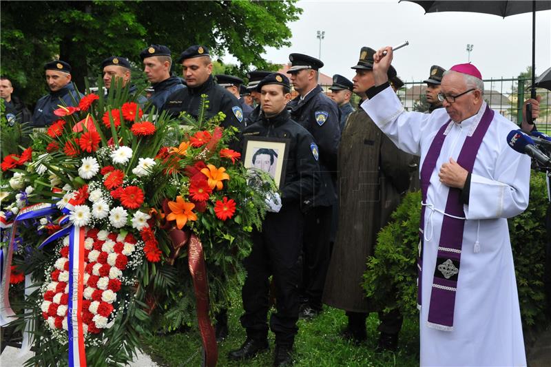 25 godina od mučkog ubojstva 12 redarstvenika u Borovu