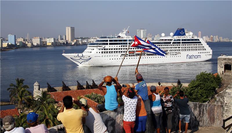 Prvi američki kruzer nakon pola stoljeća uplovio u Havanu