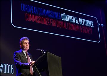 Participation of Gunther Oettinger in the Difference Day Conference organised on the occasion of World Press Freedom Day in BOZAR