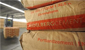 FILE GERMANY ECONOMY HEIDELBERGCEMENT