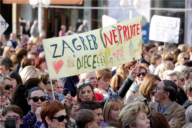 Prosvjed zaposlenih u dječjim vrtićima