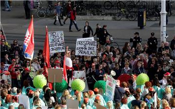 Prosvjed zaposlenih u dječjim vrtićima