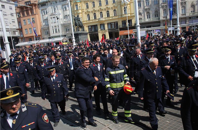 Reiner na svečanosti 140 godina hrvatskog vatrogastva: ugrožavaju svoje živote da spase druge