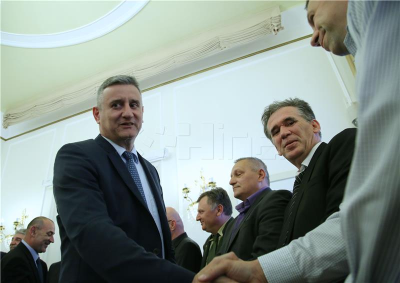 Karamarko s predstavnicima Saveza udruga branitelja radnika Republike Hrvatske