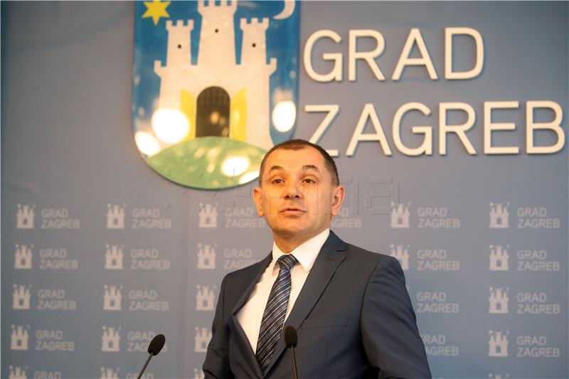 Bandić održao tiskovnu konferenciju o dječjim vrtićima