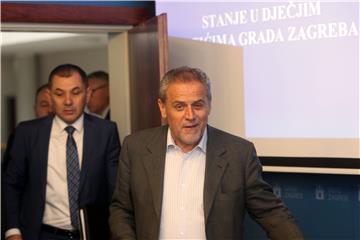 Bandić održao tiskovnu konferenciju o dječjim vrtićima