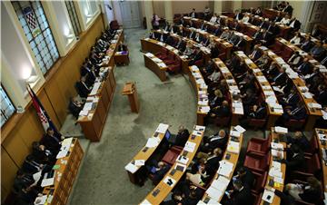 Zbog najave prodaje velikih tvrtki saborski klubovi tražili izvanrednu sjednicu, premijera...