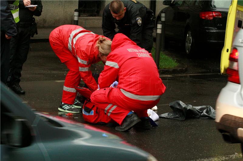 Nalet automobila na pješaka na "zelenom valu"