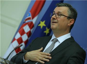 Tiskovna konferencija premijera Oreškovića