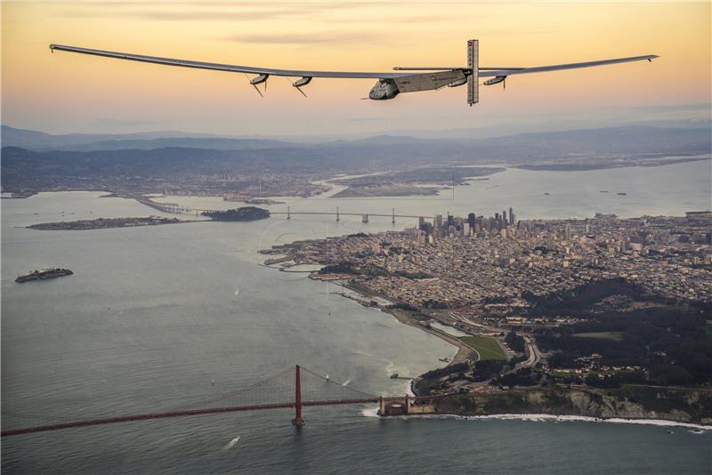 Zrakoplov Solar Impulse 2 poletio iz Arizone na nastavak puta oko svijeta 