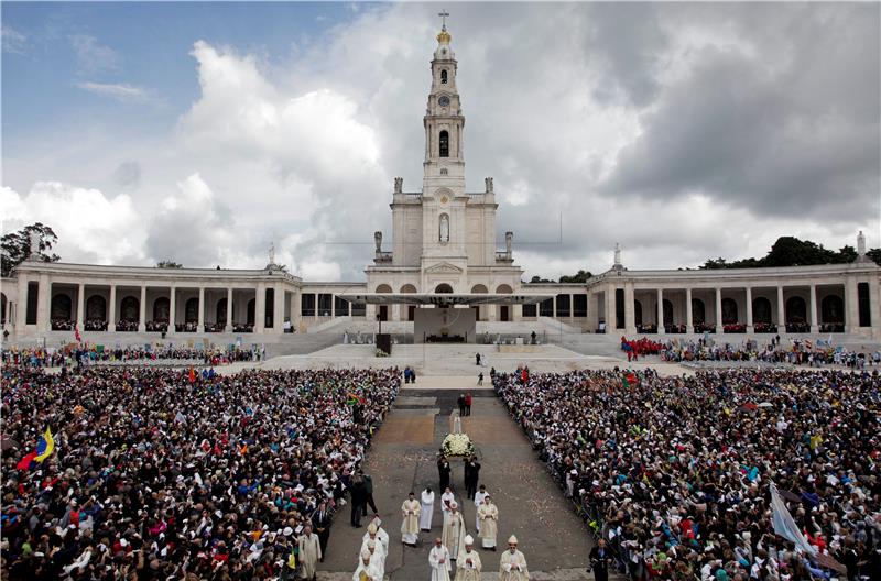 PORTUGAL FATIMA ANNUAL PILGRIMAGE