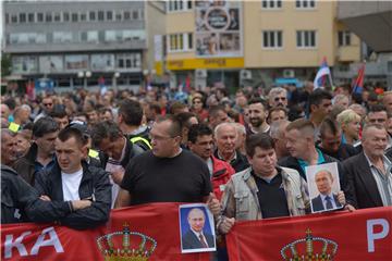 Banja Luka: Najmanje 30 tisuća sudionika na dva politička mitinga