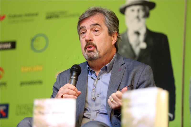 Sebastian Barry predstavio svoj roman "Tajno pismo"