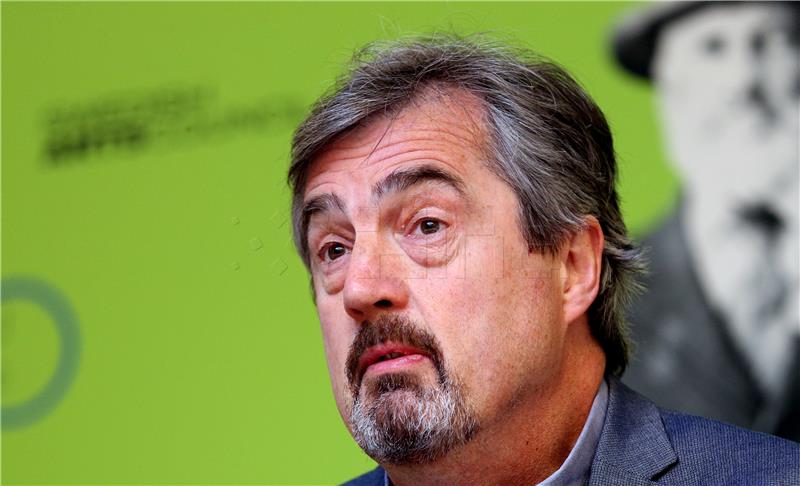 Sebastian Barry predstavio svoj roman "Tajno pismo"