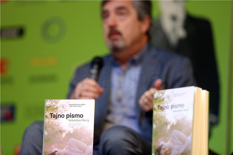 Sebastian Barry predstavio svoj roman "Tajno pismo"