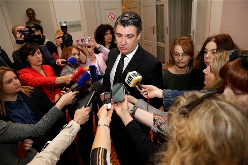 Milanovic says request for vote of no confidence in Karamarko to be submitted today 