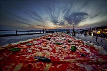 ITALY WORLD RECORD PIZZA