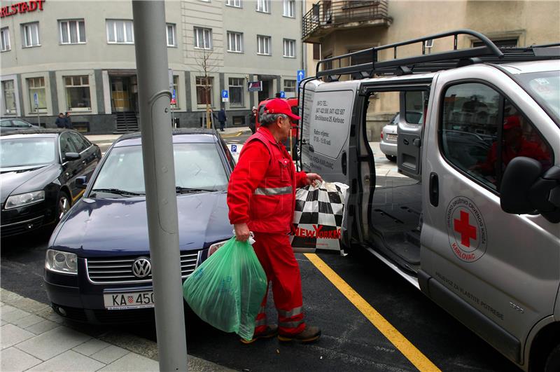 Hrvatski Crveni križ u Grčku šalje 960 setova prve pomoći za izbjeglice