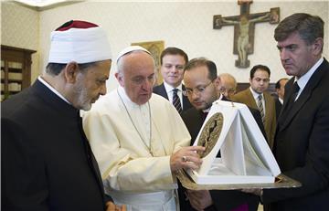 VATICAN RELIGION SUNNI IMAM VISIT