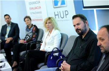 HUP-ova panel diskusija: Nužno je nastaviti reformu obrazovnog kurikula