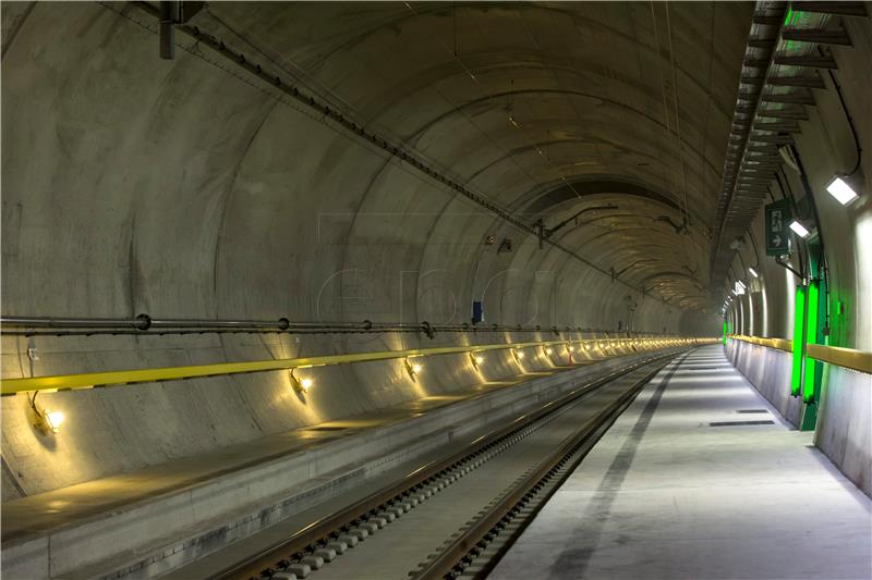 SWITZERLAND CONSTRUCTION GOTTHARD TUNNEL