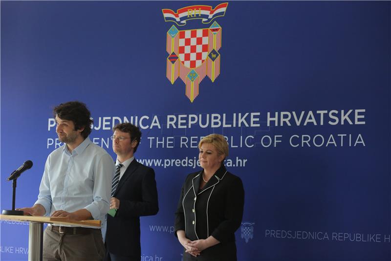 Predsjednica Republike razgovarala sa Šustarom i Jokićem