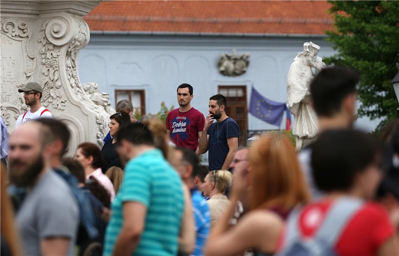 Osijek: Prosvjed podrške Cjelovitoj kurikularnoj reformi