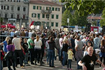 Rijeka: Prosvjed podrške Cjelovitoj kurikularnoj reformi