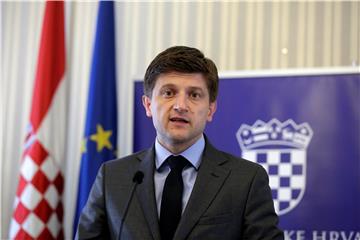 Tiskovna konferencija Zdravka Marića