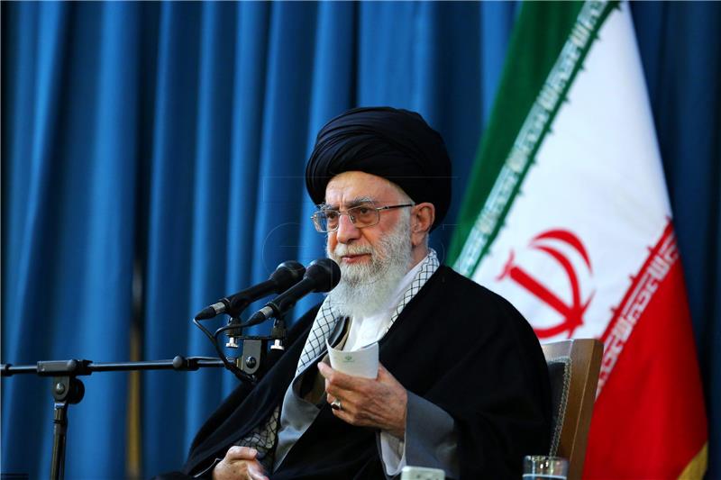 Hamenei: Iran i dalje ne može vjerovati SAD-u i Velikoj Britaniji