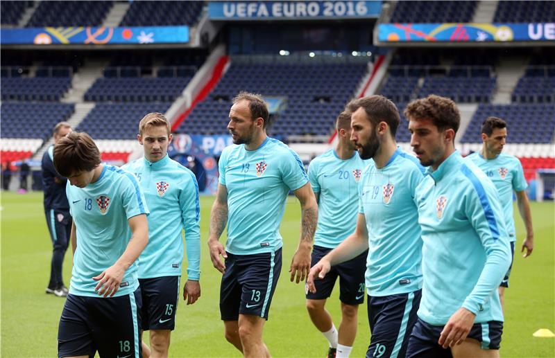 EURO 2016: Trening hrvatskih nogometaša na Parku Prinčeva