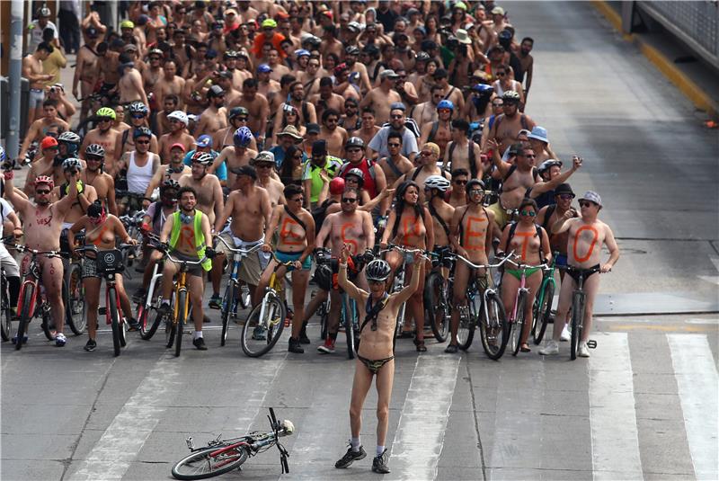 MEXICO NAKED BICYCLE RIDE