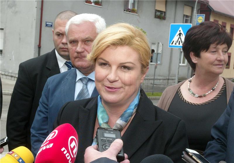 KRIZA VLADE Predsjednica ne želi prejudicirati nikakve ishode, nada se rješenju do kraja tjedna