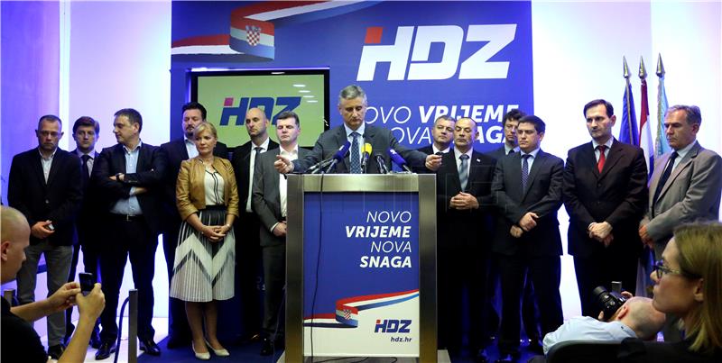 Karamarko, HDZ ministers won't attend parliamentary debate on PM's impeachment